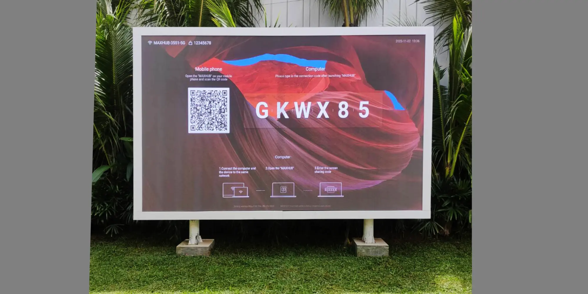 จอ Outdoor สนามหญ้า